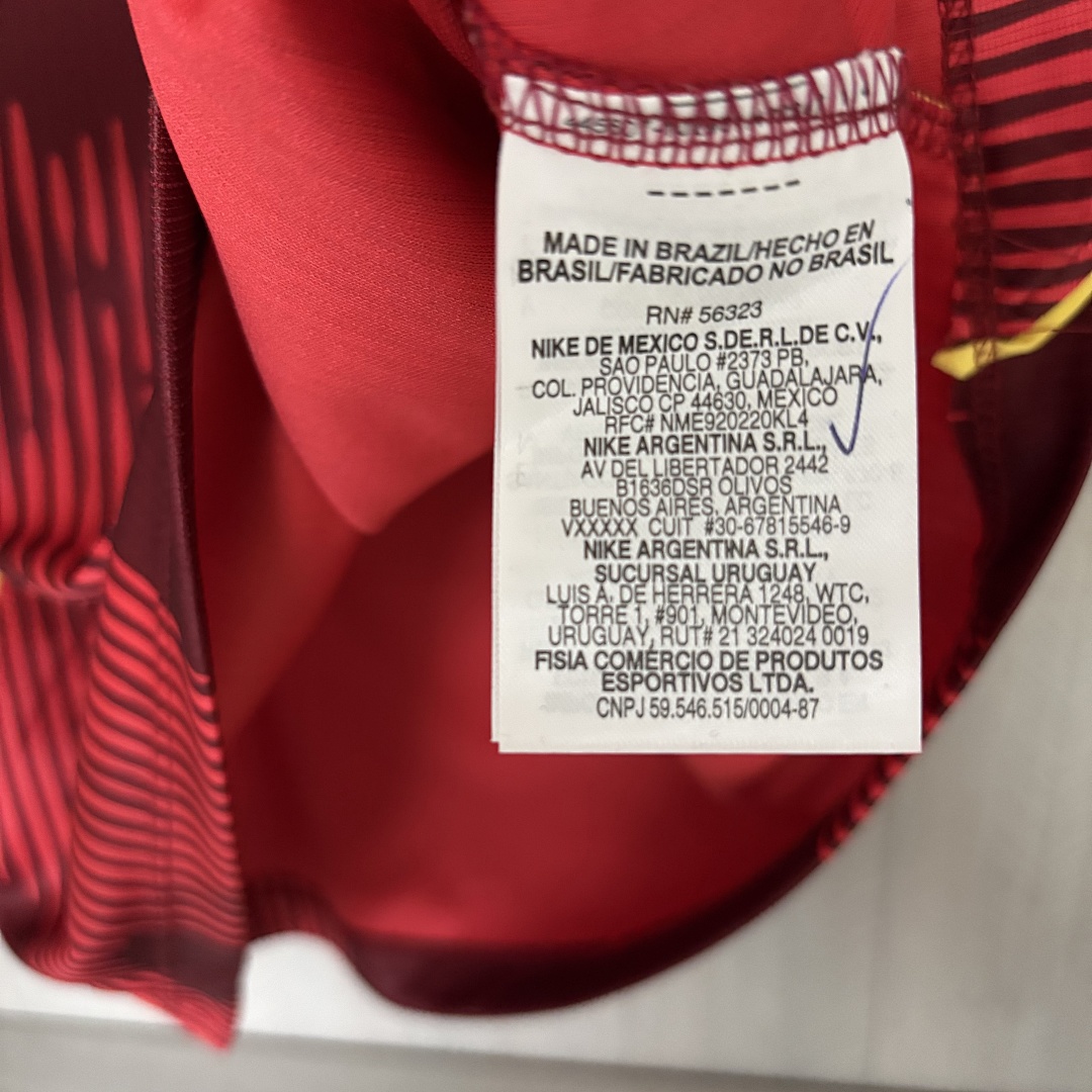 Maillot rouge de la Coupe du monde 2026 au Brésil, taille homme
