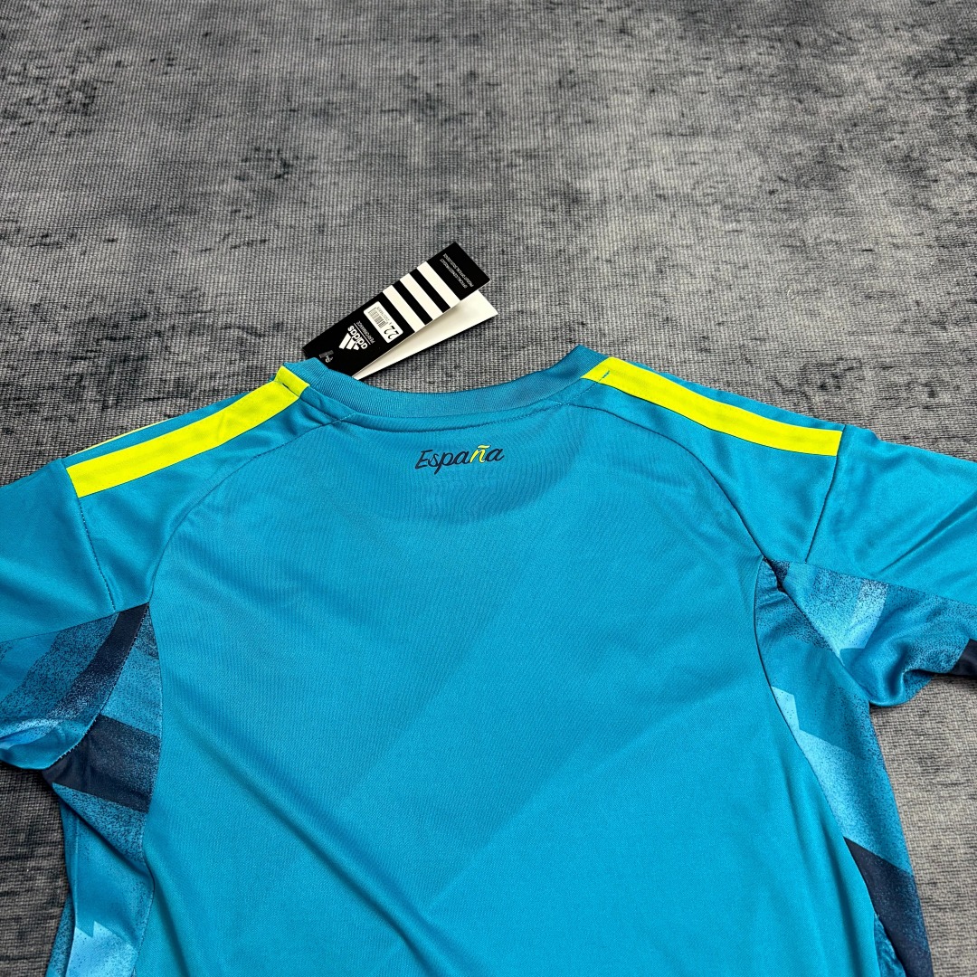 2026 World Cup Kids Spain goalkeeper Jersey Childrens Size
