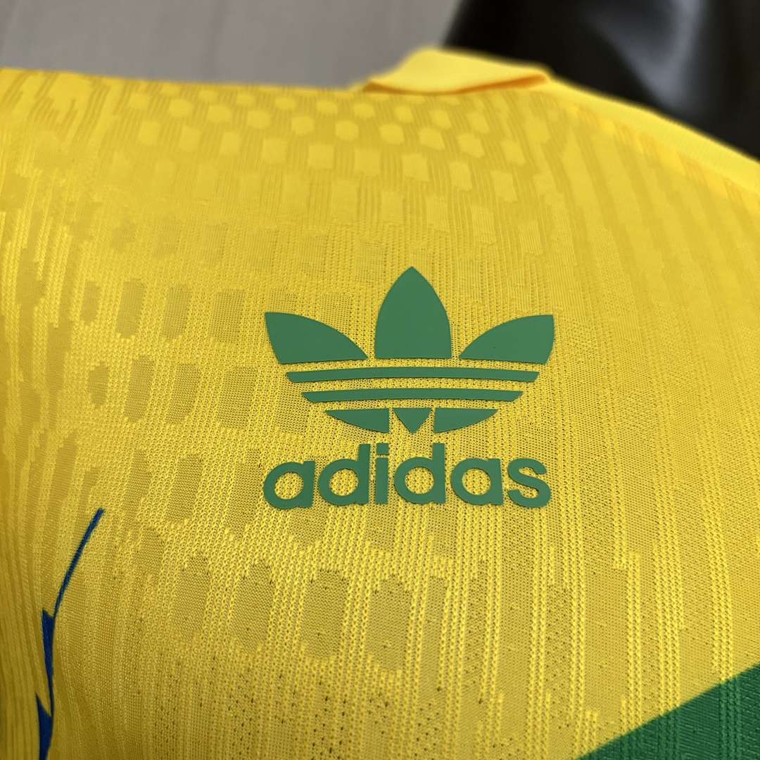 Camisa da Seleção Brasileira Edição Especial dos Jogadores da Copa do Mundo de 2026 – Tamanho masculino
