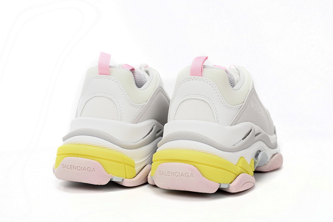  Balenciaga Triple Light Pink W2FW4 7541