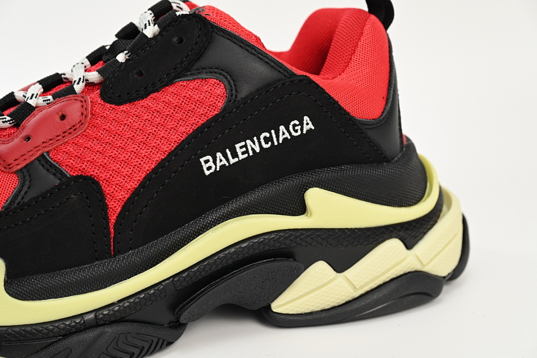  Balenciaga Triple S Noir Rouge Gris W06E1 1006 
