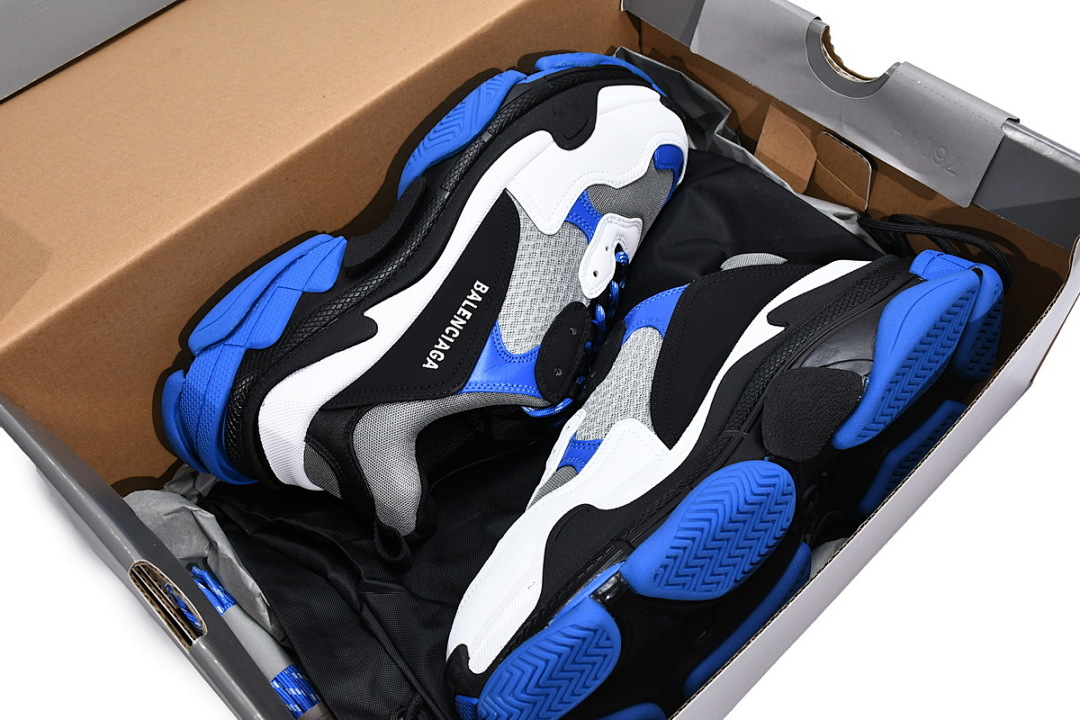  Balenciaga Triple S Noir Blanc Bleu W2CA1 4124