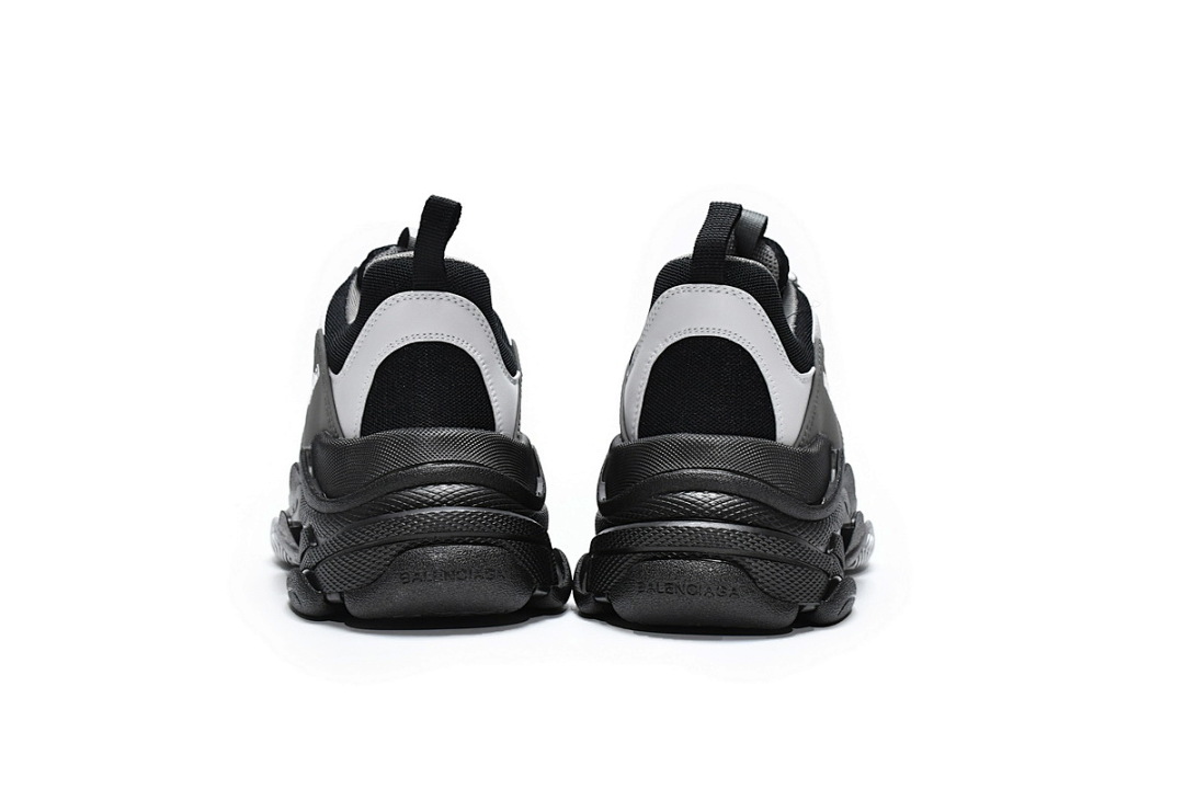  Balenciaga Triple S Graded Grey W2FA1 9108