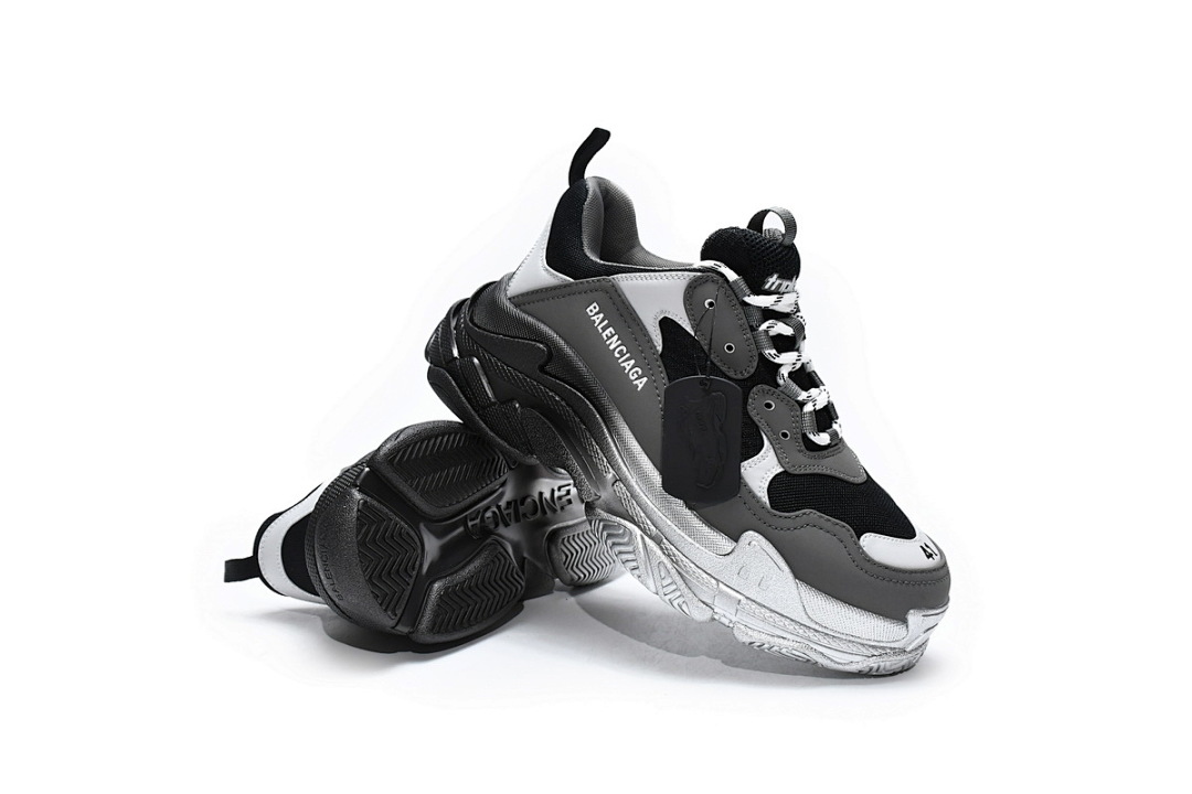  Balenciaga Triple S Graded Grey W2FA1 9108