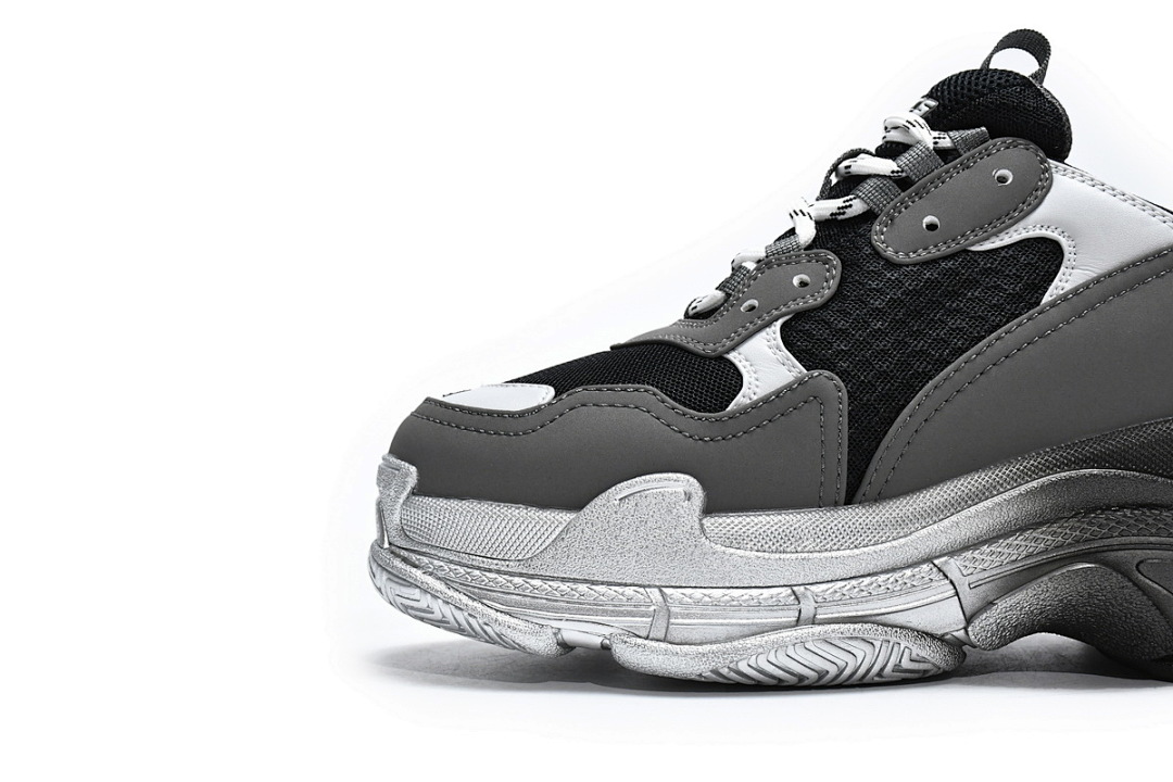  Balenciaga Triple S Graded Grey W2FA1 9108