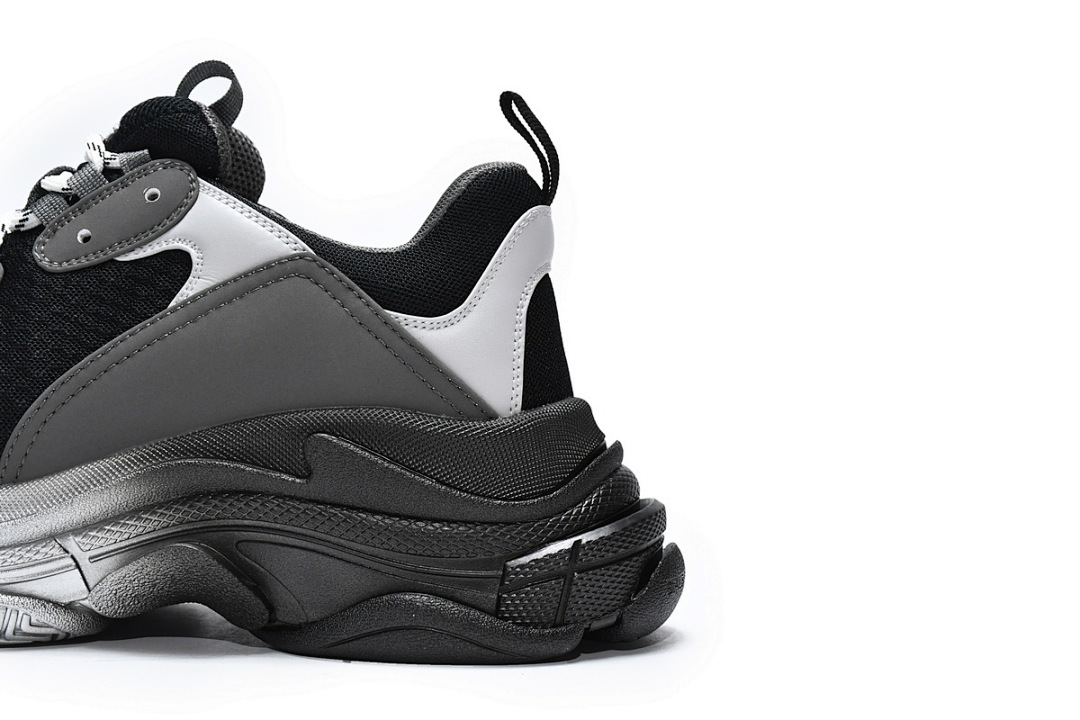  Balenciaga Triple S Graded Grey W2FA1 9108