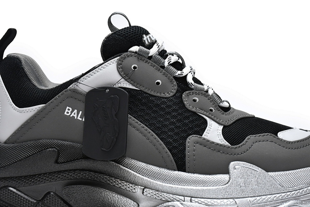  Balenciaga Triple S Graded Grey W2FA1 9108