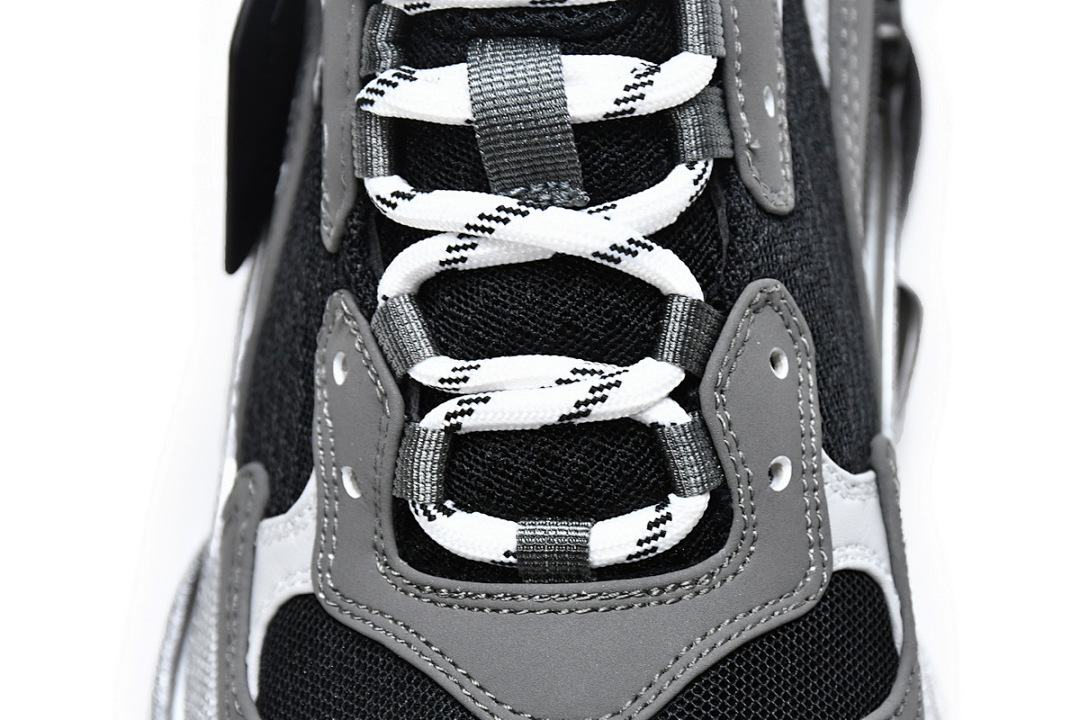  Balenciaga Triple S Graded Grey W2FA1 9108