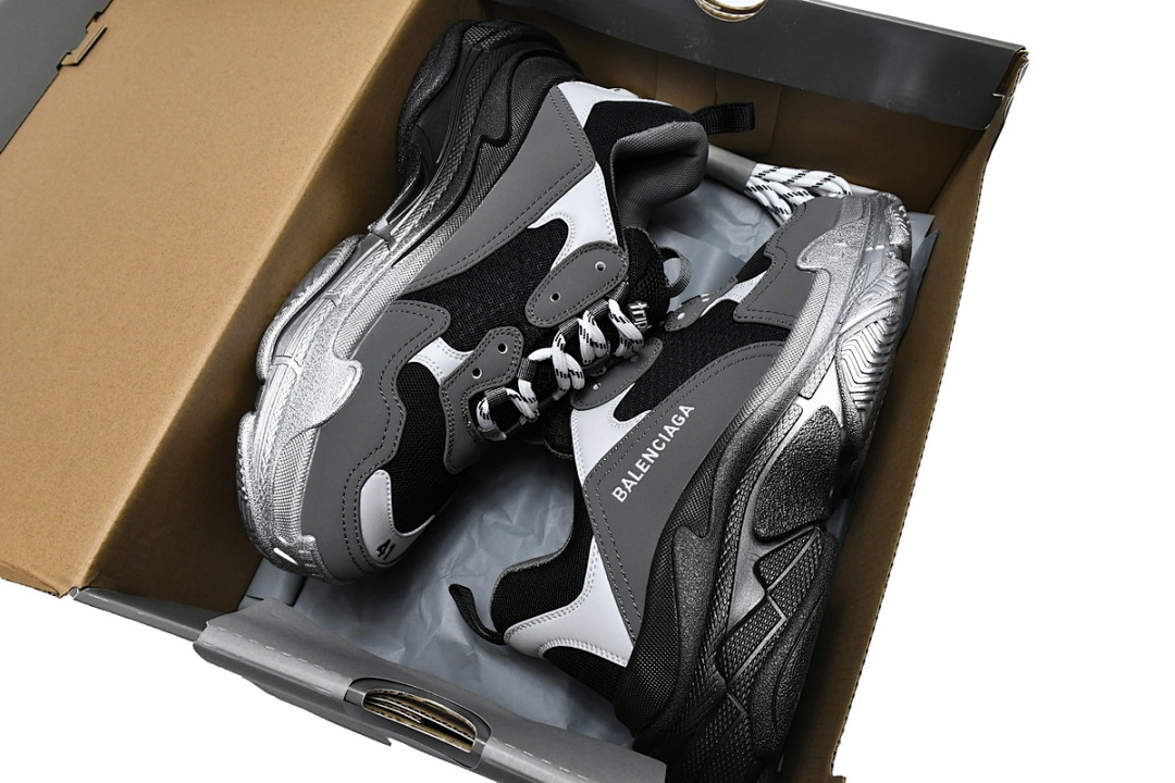  Balenciaga Triple S Graded Grey W2FA1 9108