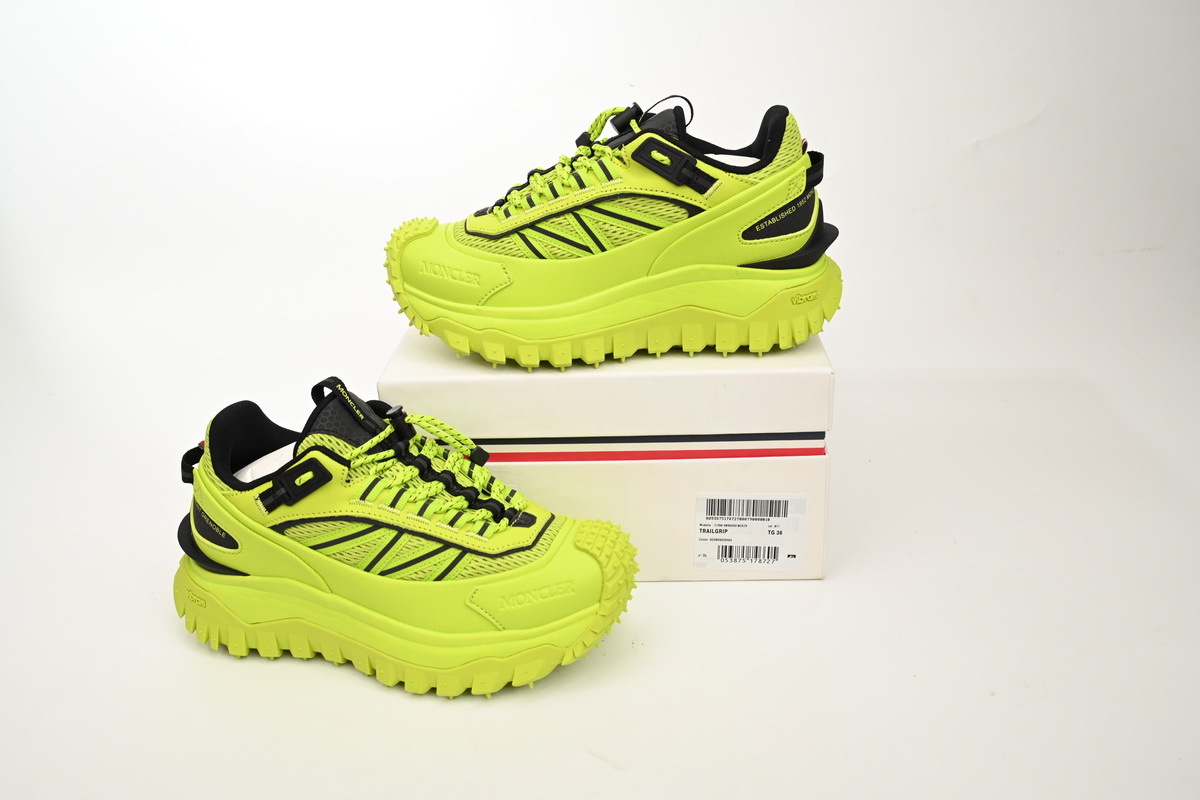  Moncler Trailgrip Fluorescent Green H2098 4M00120 M1614