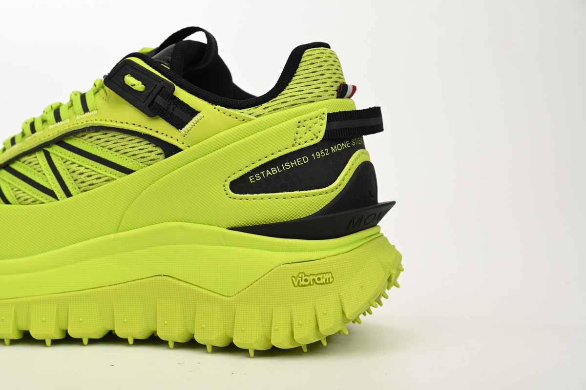  Moncler Trailgrip Fluorescent Green H2098 4M00120 M1614