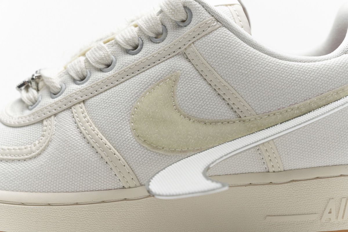  Travis Scott  Nike Air Force 1 AQ4211-101