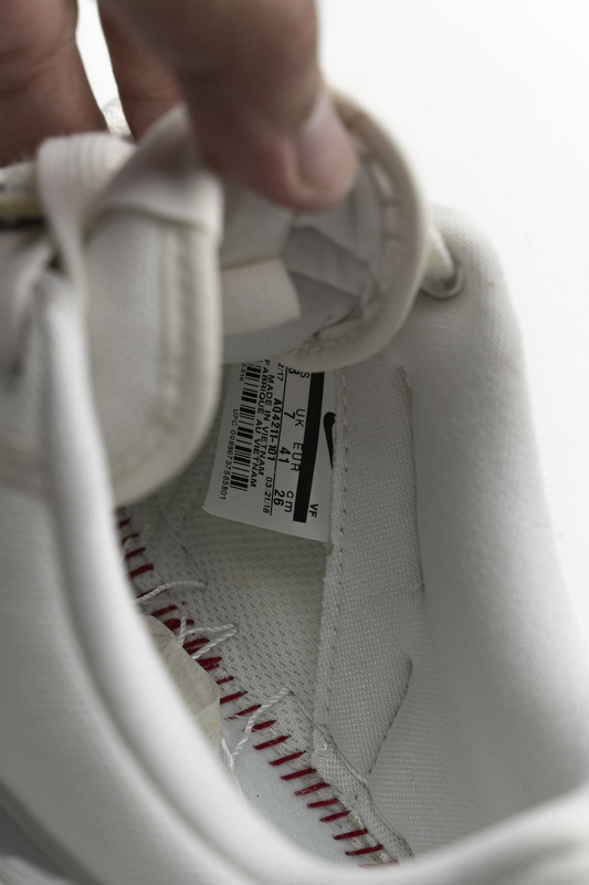  Travis Scott  Nike Air Force 1 AQ4211-101