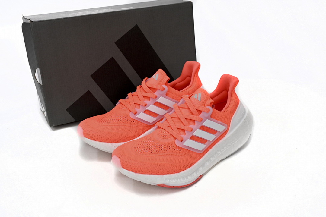 Adidas Ultra Boost 2023 LIGHT Black And White HP3344