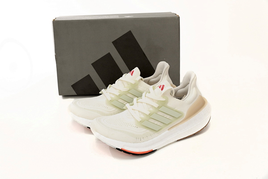 Adidas Ultra Boost 2023 LIGHT Black And White HQ6348