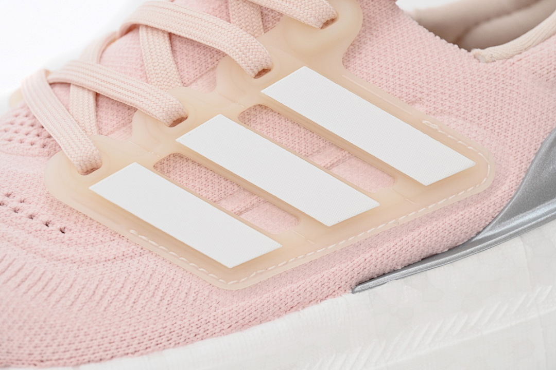 Adidas Ultra Boost 2023 LIGHT Black And White HQ8600