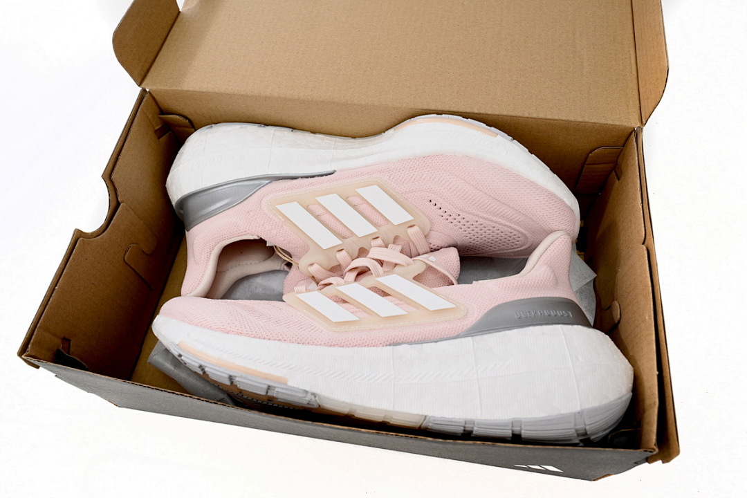 Adidas Ultra Boost 2023 LIGHT Black And White HQ8600