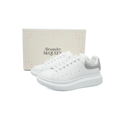 Alexander McQueen Sneake White Gray 02