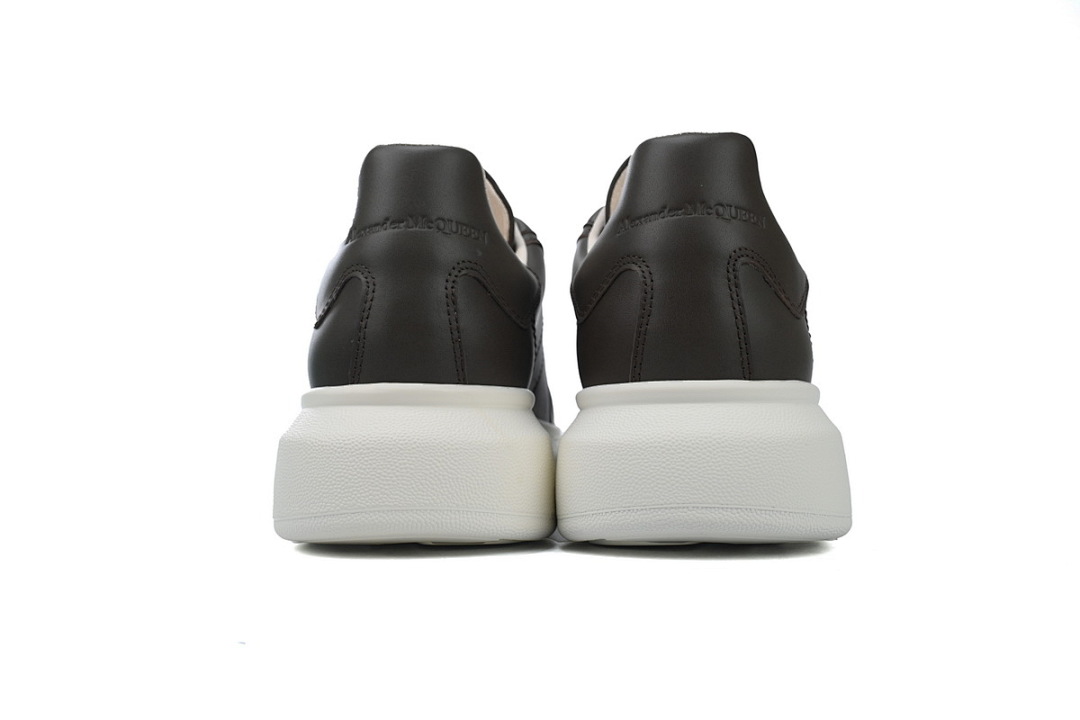 Alexander McQueen Sneaker Black and White