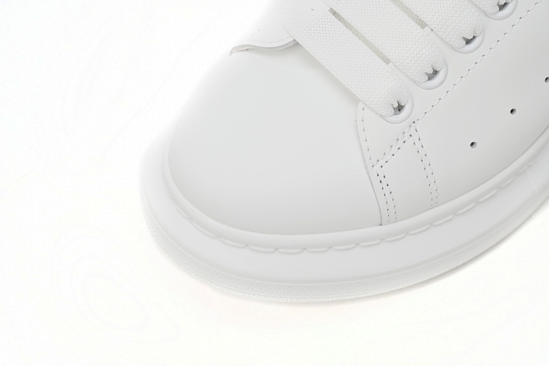 Alexander McQueen Sneaker Fen Yan Gjing