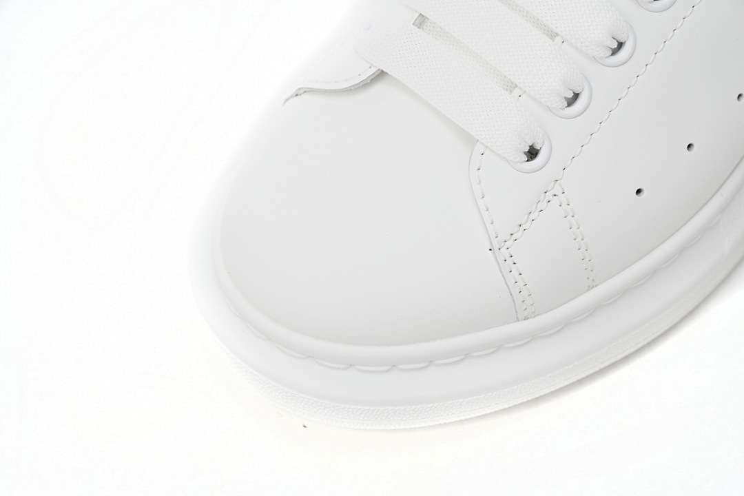 Alexander McQueen Sneaker Golden Tail