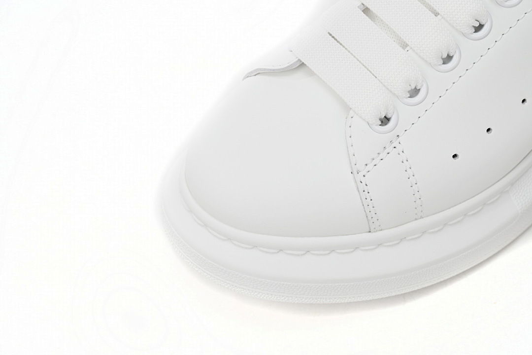 Alexander McQueen Sneaker Gray Velvet