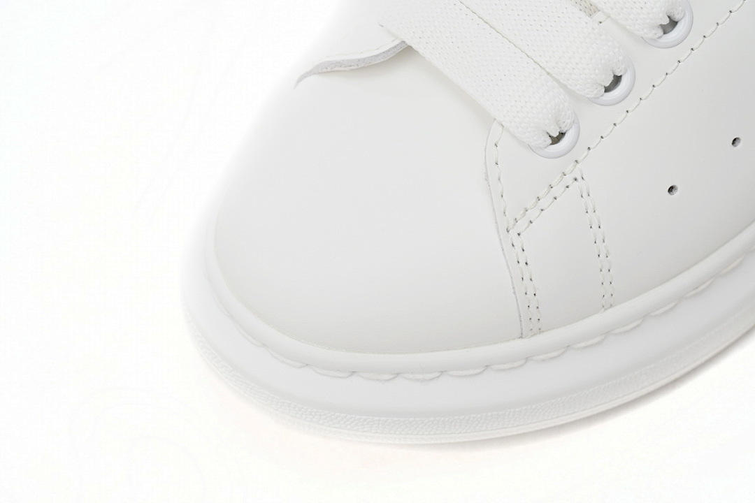 Alexander McQueen Sneaker Haze Blue