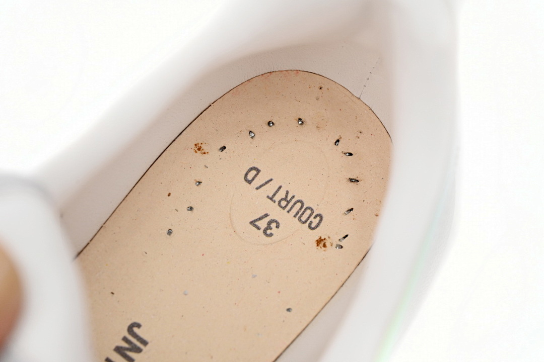 Alexander McQueen Sneaker Laser