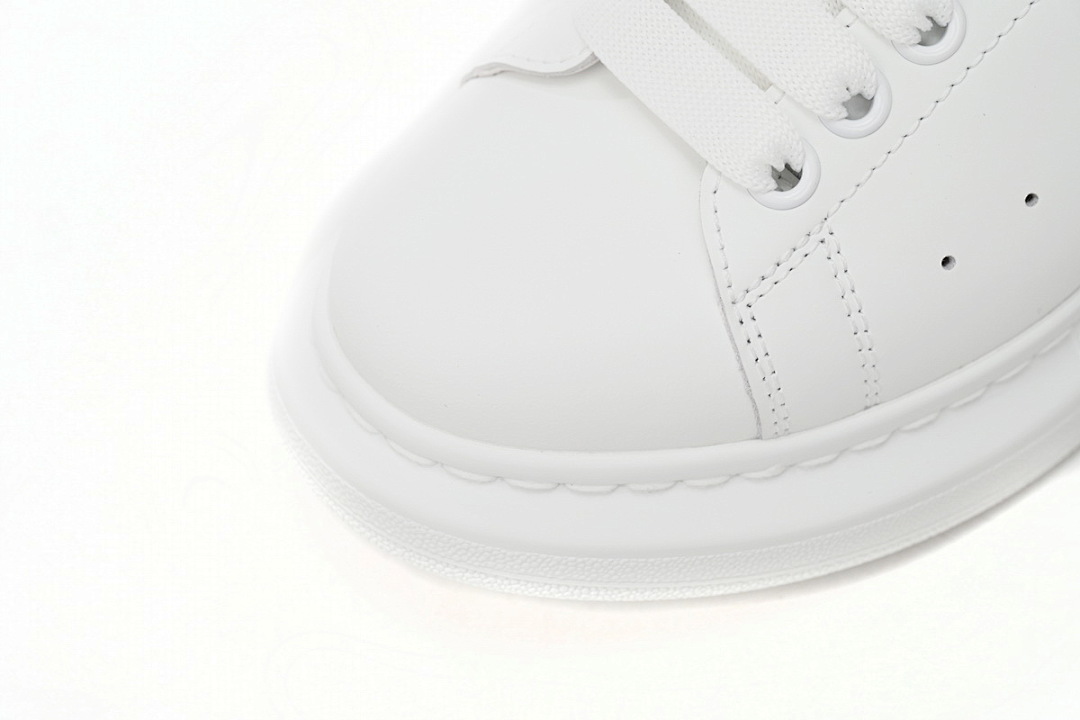 Alexander McQueen Sneaker Laser