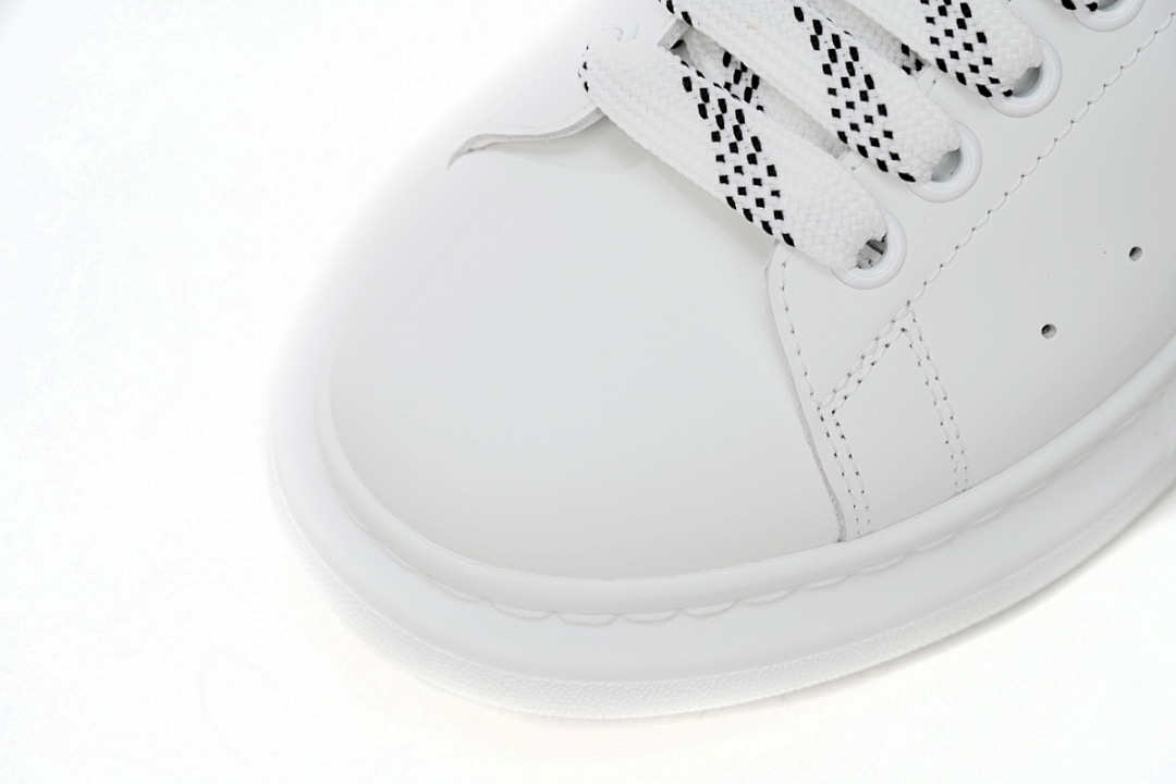 Alexander McQueen Sneaker Stone Pattern