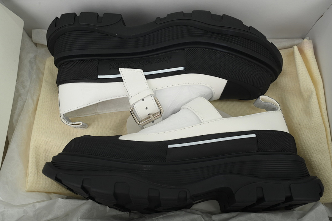 Alexander McQueen White Button