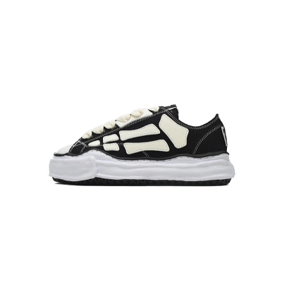 AMFOSR1076-001 Maison Mihara Yasuhiro x AMIRI Skel-Top Low Black 01