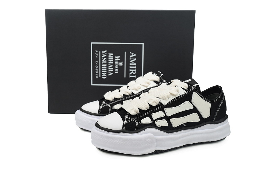 AMFOSR1076-001 Maison Mihara Yasuhiro x AMIRI Skel-Top Low Black