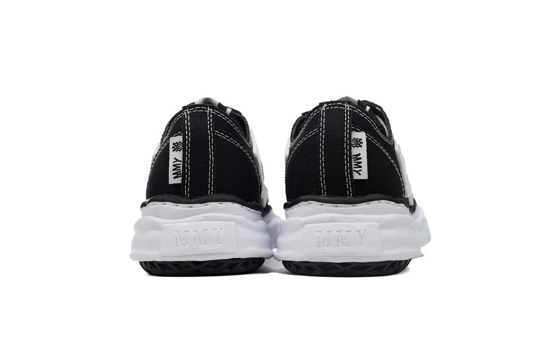 AMFOSR1076-001 Maison Mihara Yasuhiro x AMIRI Skel-Top Low Black