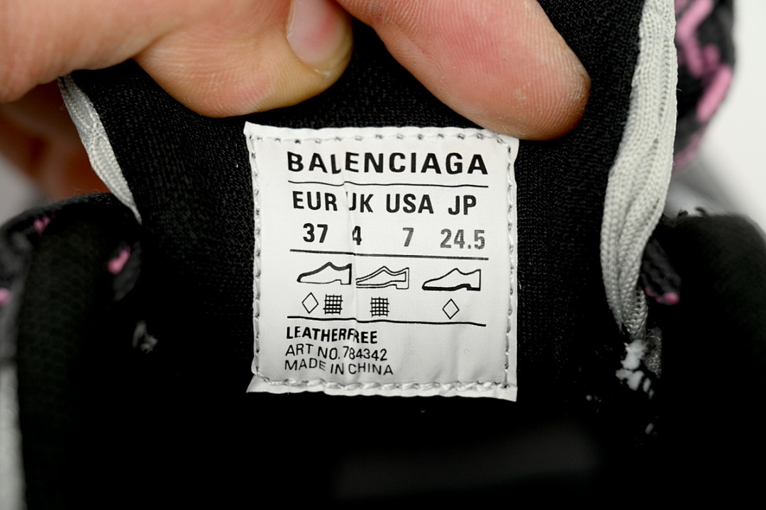 Tênis Cargo da Balenciaga Cinza, Rosa e Preto W2MV2 9050 