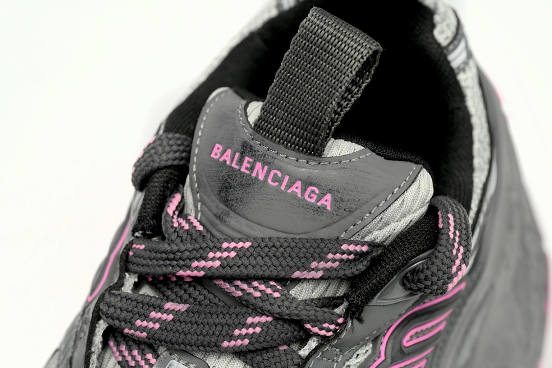 Tênis Cargo da Balenciaga Cinza, Rosa e Preto W2MV2 9050 