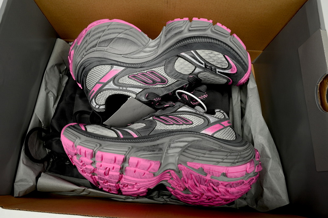 Tênis Cargo da Balenciaga Cinza, Rosa e Preto W2MV2 9050 