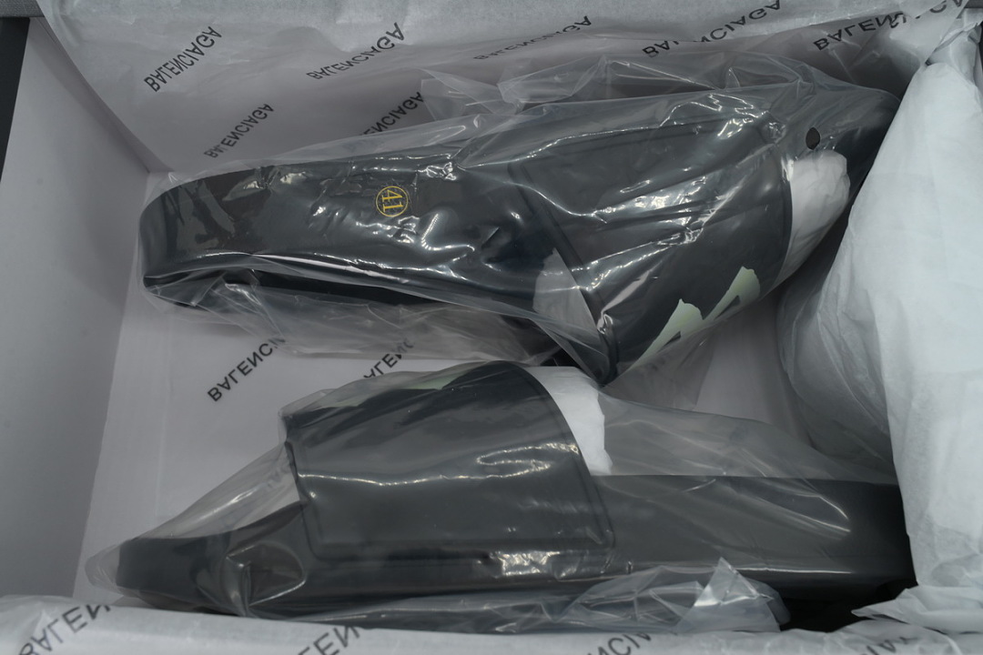 Balenciaga Pool Slide Balck
