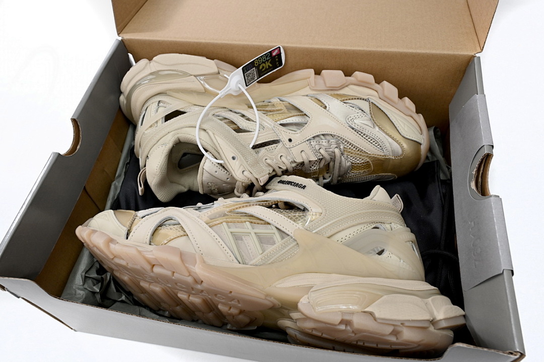 Baskets Balenciaga Track 2, couleur kaki, référence W2GN3 9710