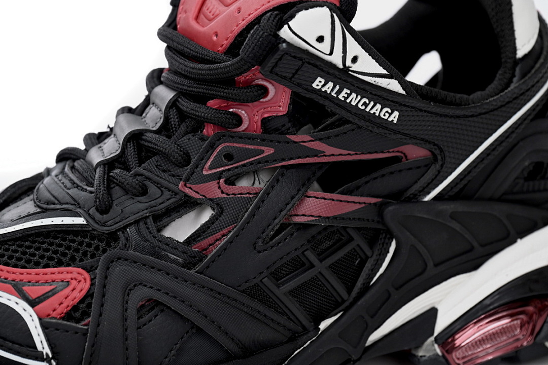 Baskets Balenciaga Track 2, noir, blanc et rouge, modèle militaire, W2GN3 6000