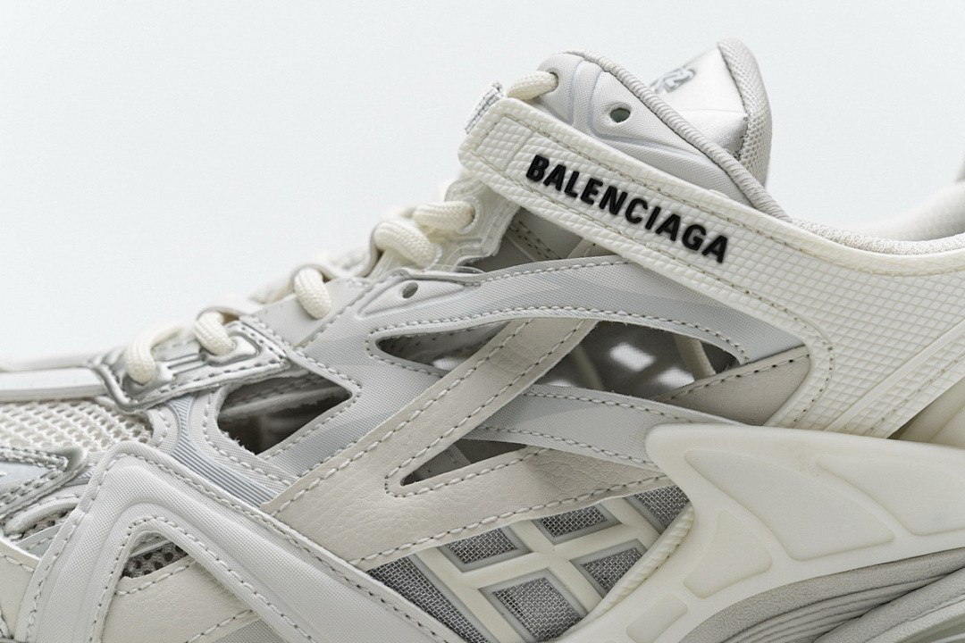 Balenciaga Track 2 Sneaker White W2GN2 9000