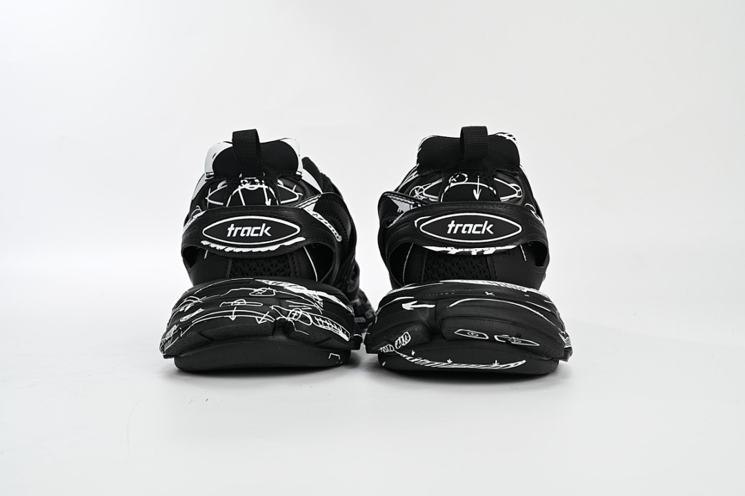 Balenciaga Track Graffiti Preto Branco W3SR2 2315