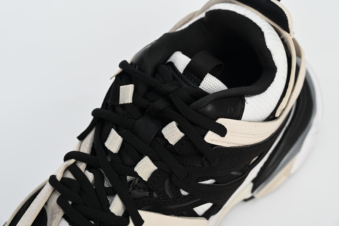 Tênis Balenciaga Track Preto e Bege W3SU5 9791