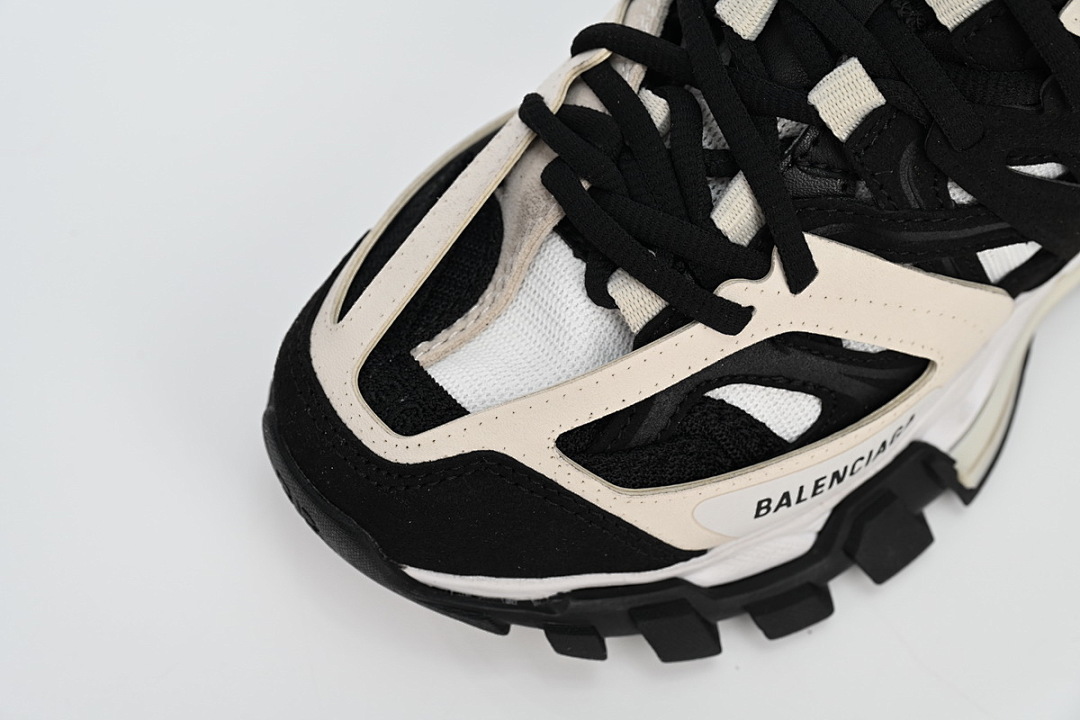 Tênis Balenciaga Track Preto e Bege W3SU5 9791