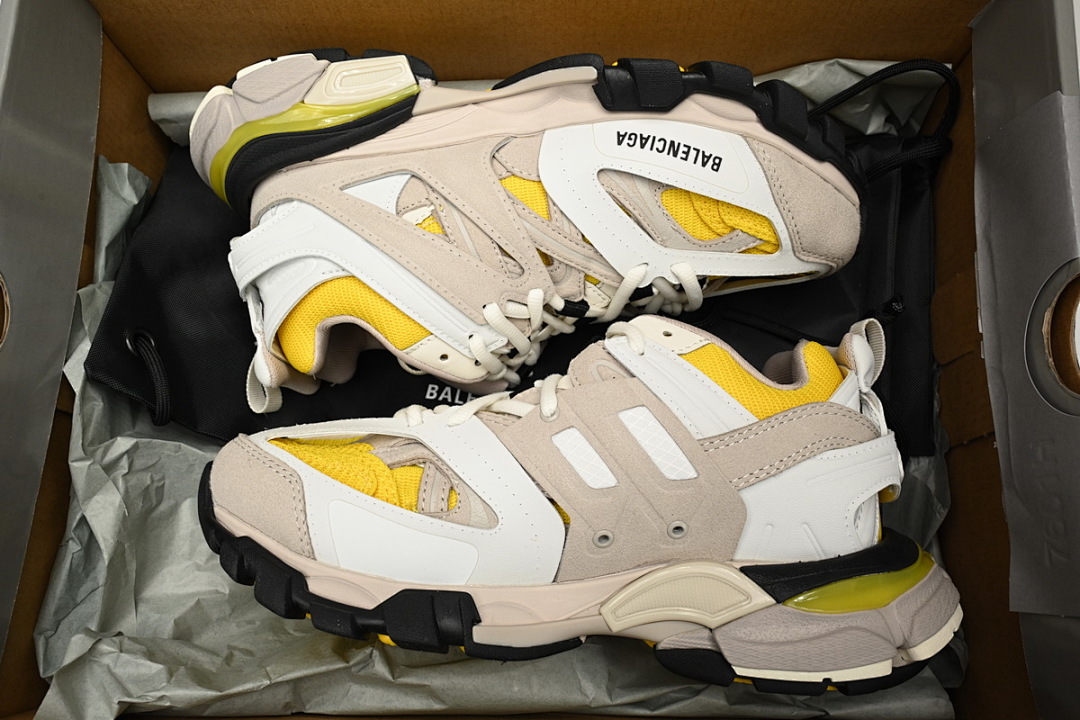 Tênis Balenciaga Track Branco, Amarelo e Preto W1ST3 0258