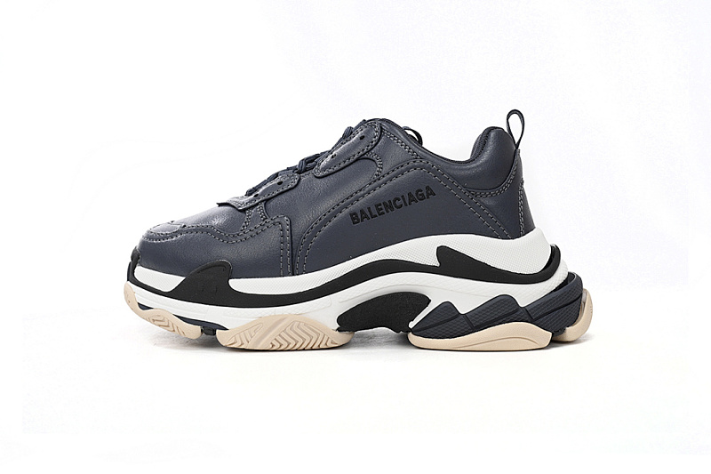 Balenciaga Triple Black And White Powder W2FAD 4197 