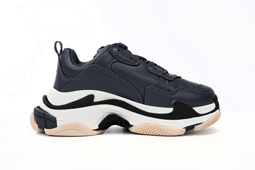 Balenciaga Triple Black And White Powder W2FAD 4197 