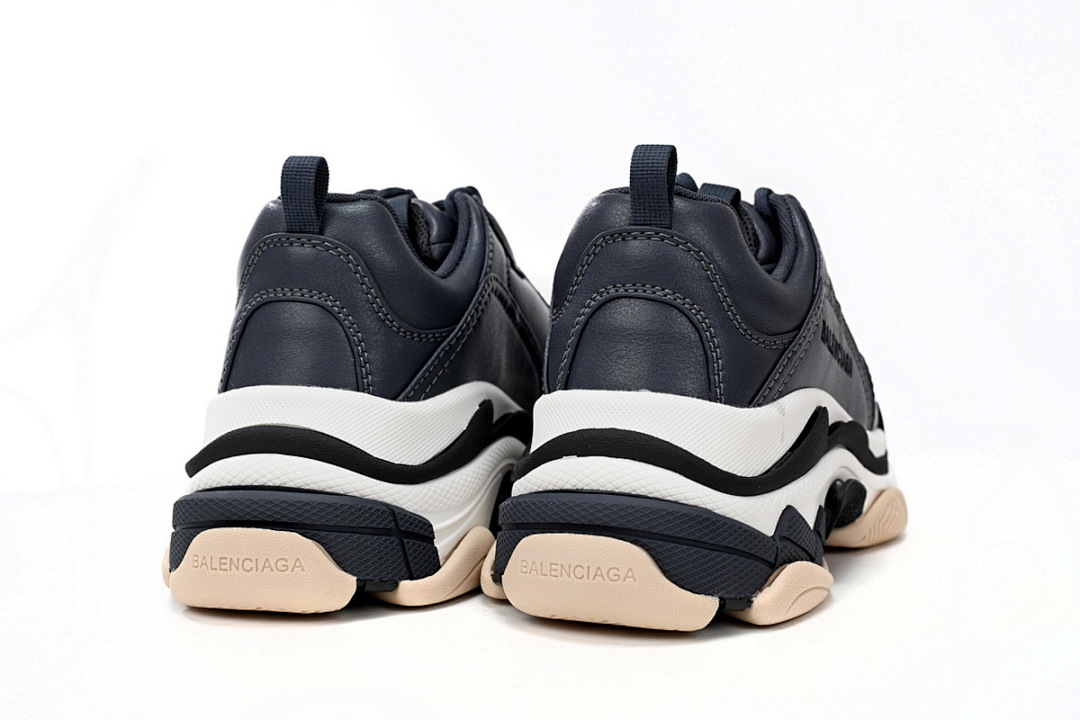 Balenciaga Triple Black And White Powder W2FAD 4197 