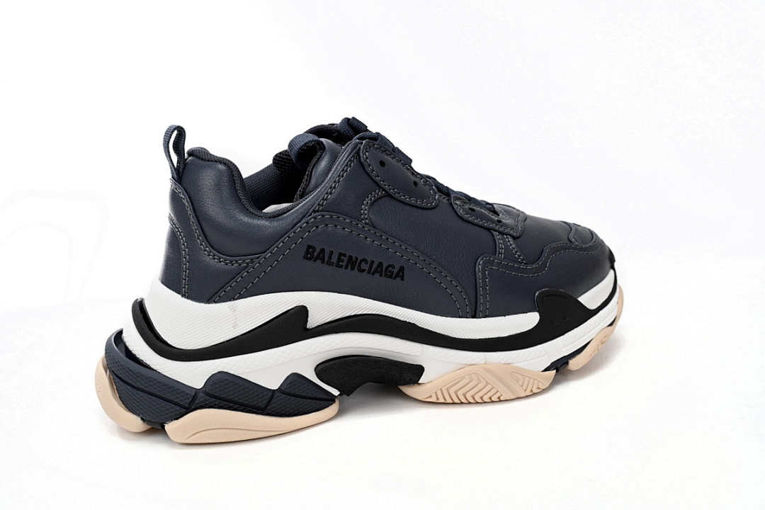 Balenciaga Triple Black And White Powder W2FAD 4197 