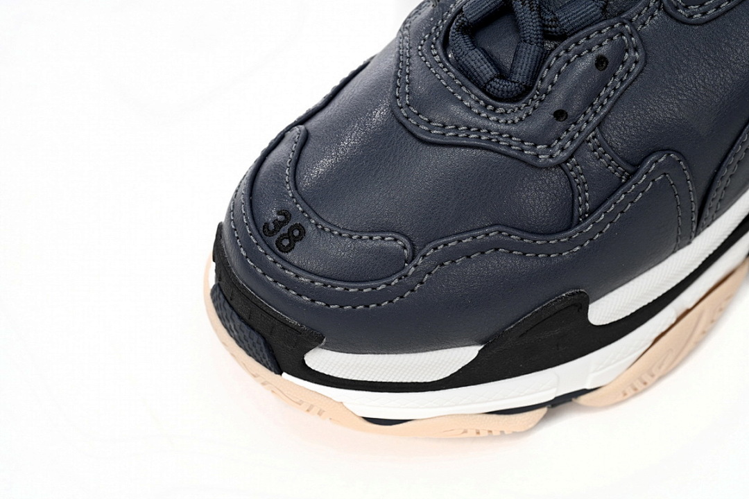 Balenciaga Triple Black And White Powder W2FAD 4197 